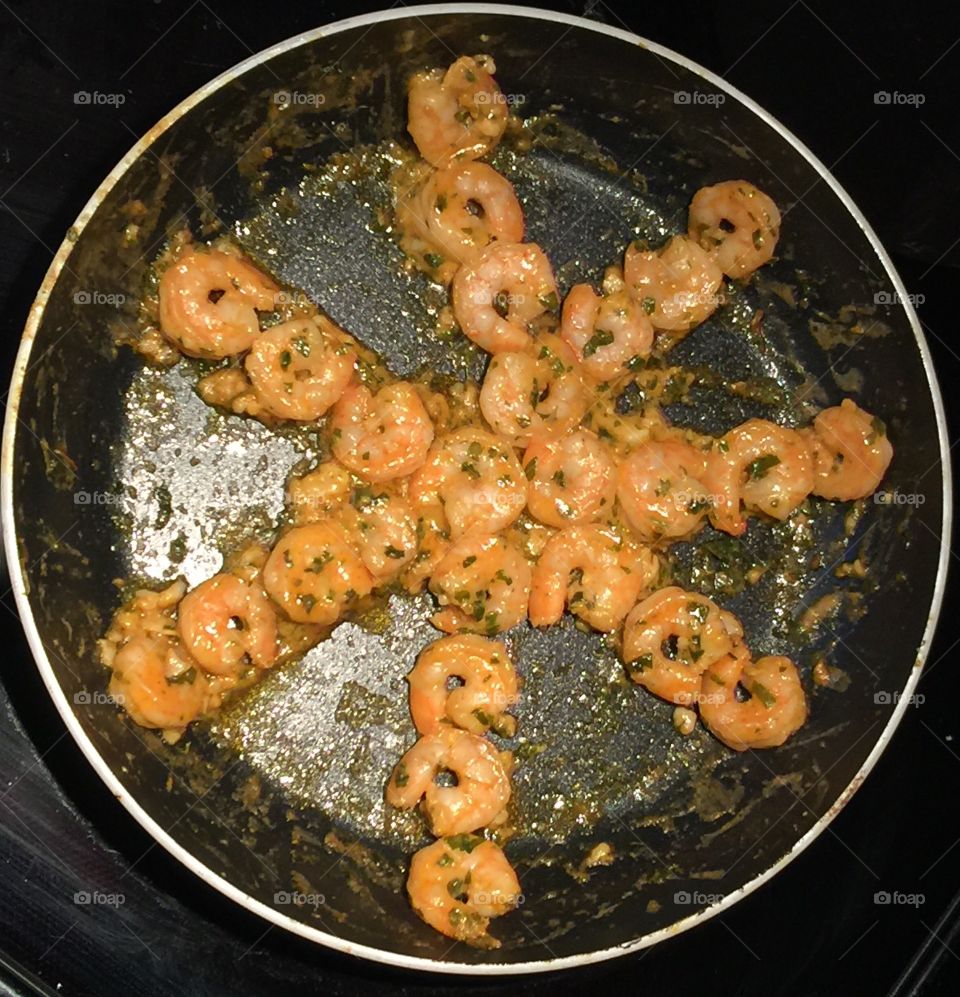Shrimp star in a pan