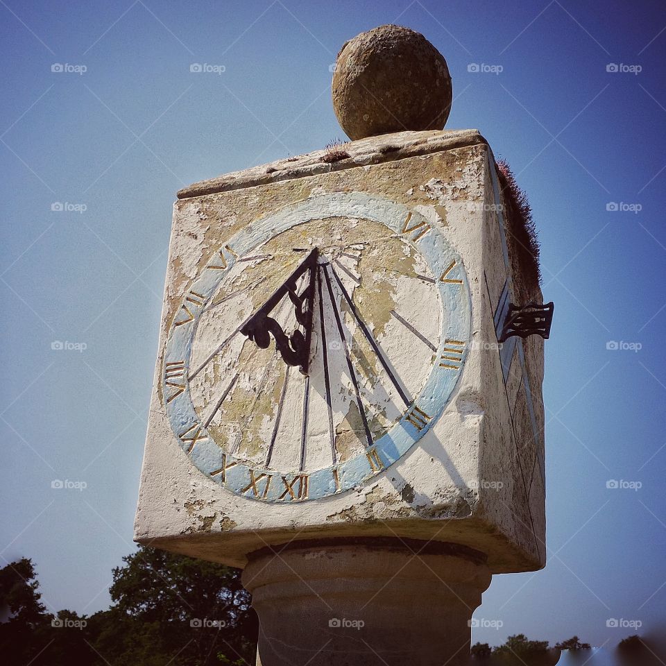 Sundial . Stately home 