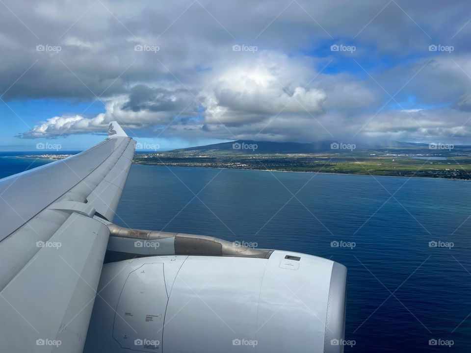 View of the island of Oahu from a Hawaiian Airlines Airbus A330 about to land at Daniel K. Inouye International Airport (HNL)