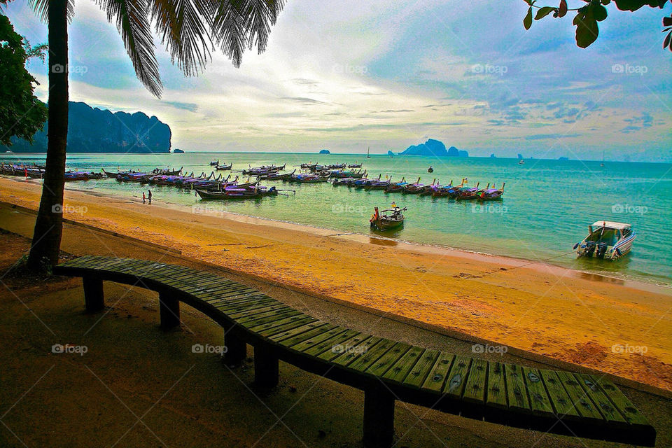 beach ocean sky boat by rob