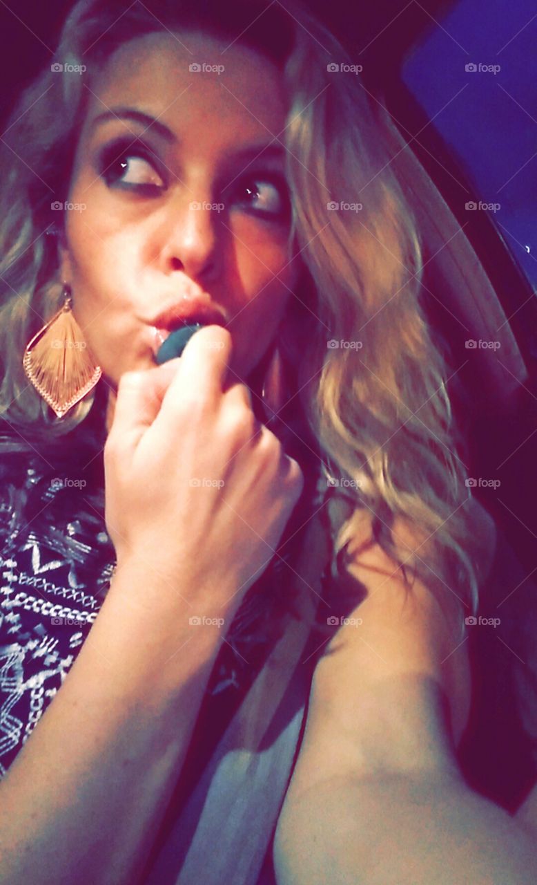 RING POPS. NEVER LEAVE.