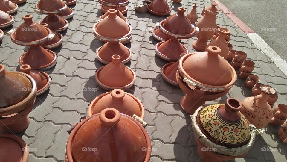 Pottery pots.