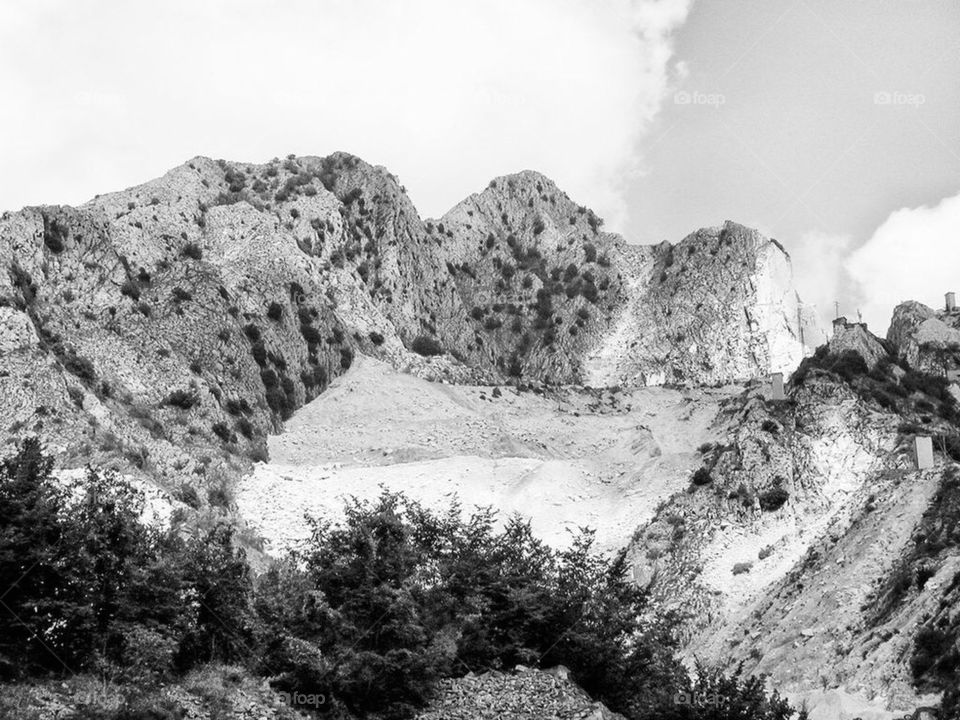 Carrara Mountains