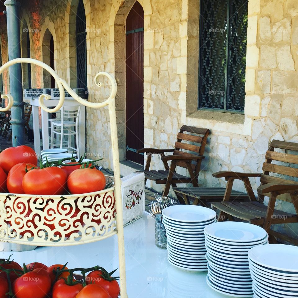 Fresh tomatoes for an event in Israel 