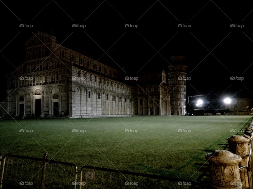 A night in Pisa