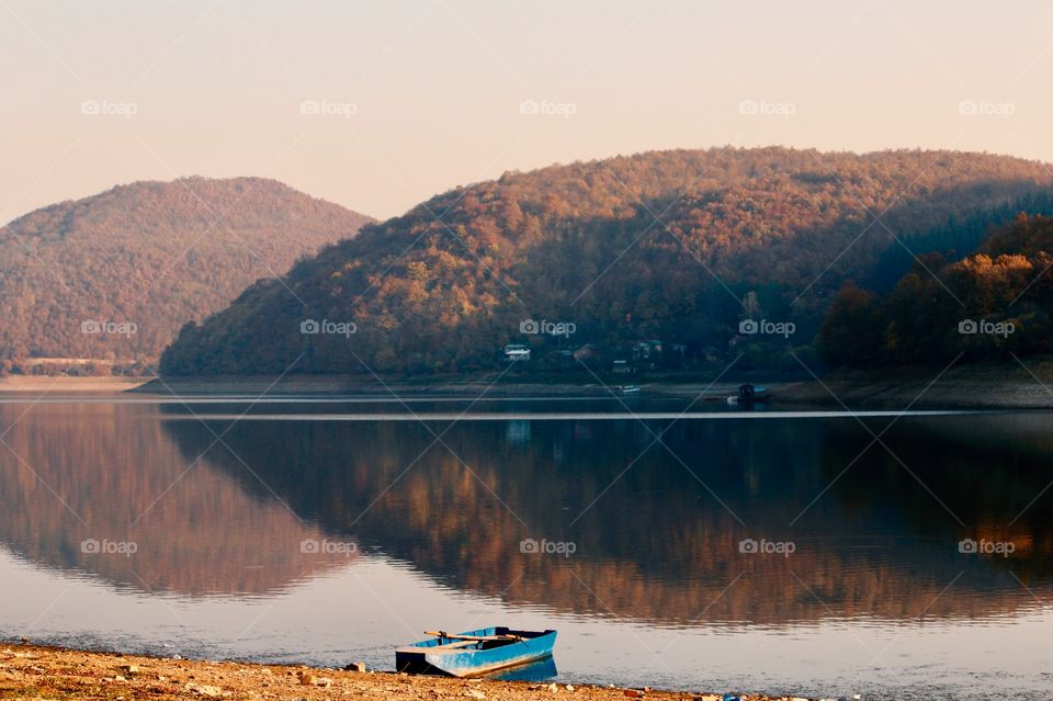 Golden hour at the lake