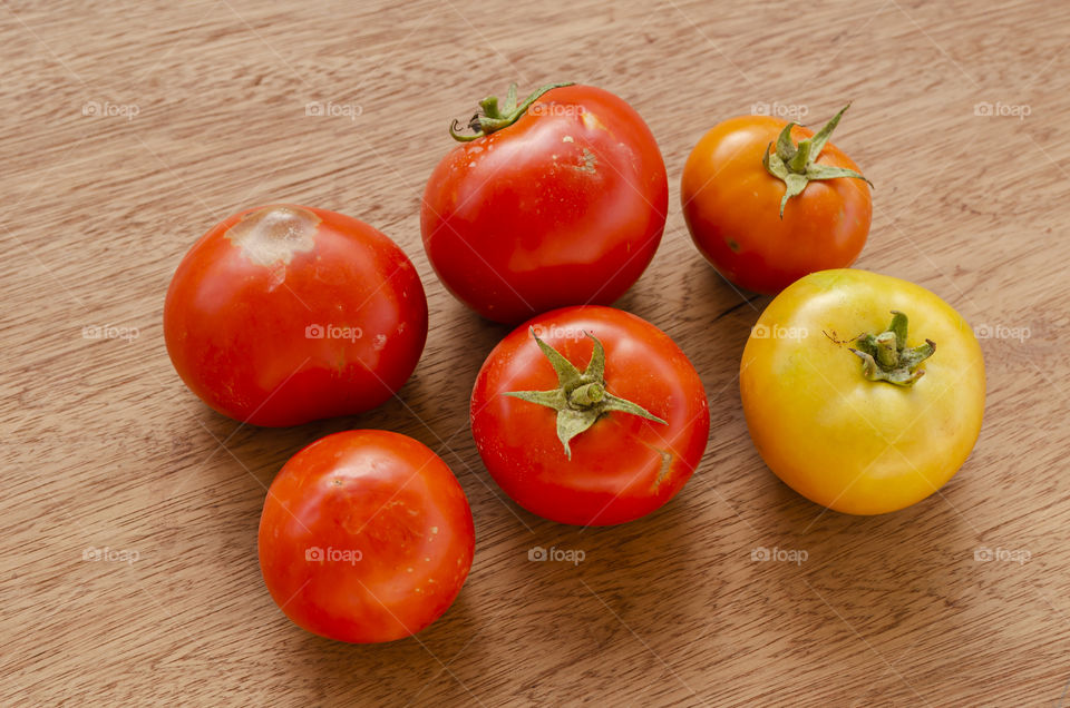 Ripe And Unripe Tomatoes