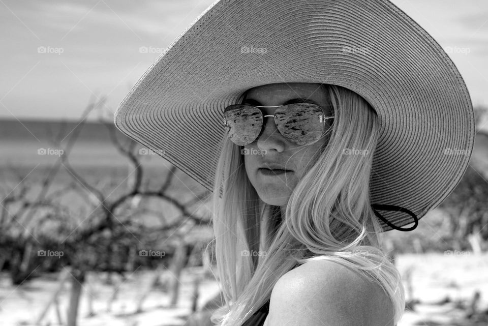 Thankful for this floppy hat saving me from a sunburn 