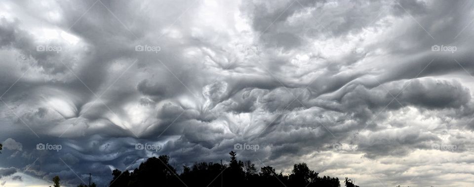 Storm clouds roll in 