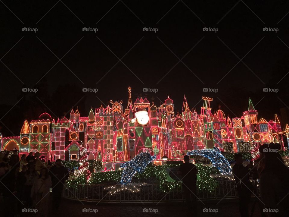 It’s A Small World Christmas