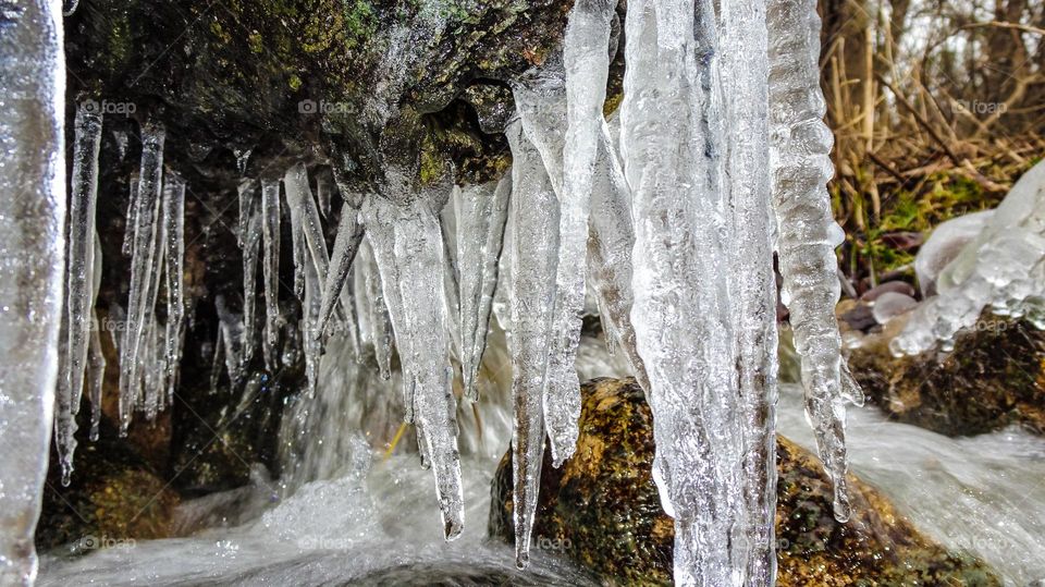 Small stream with artful glaciation.