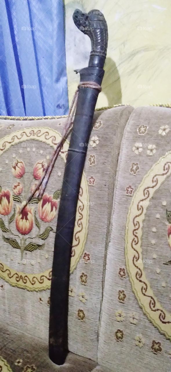 Swords from the royal era or ancestral relics