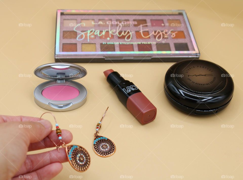 make up and accessories