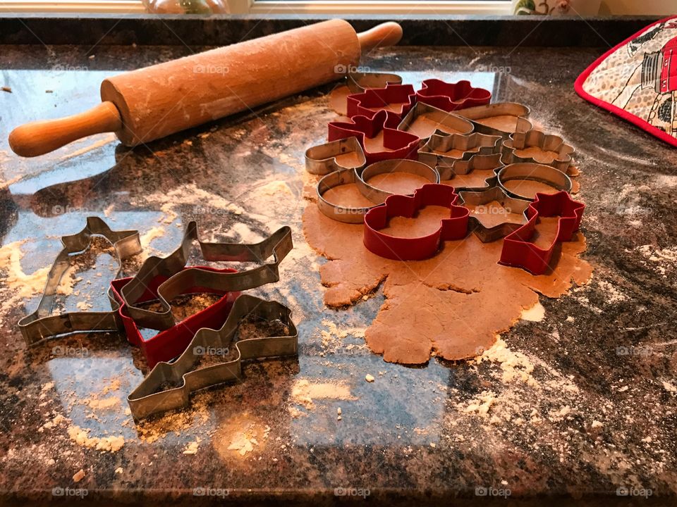 Gingerbread in making