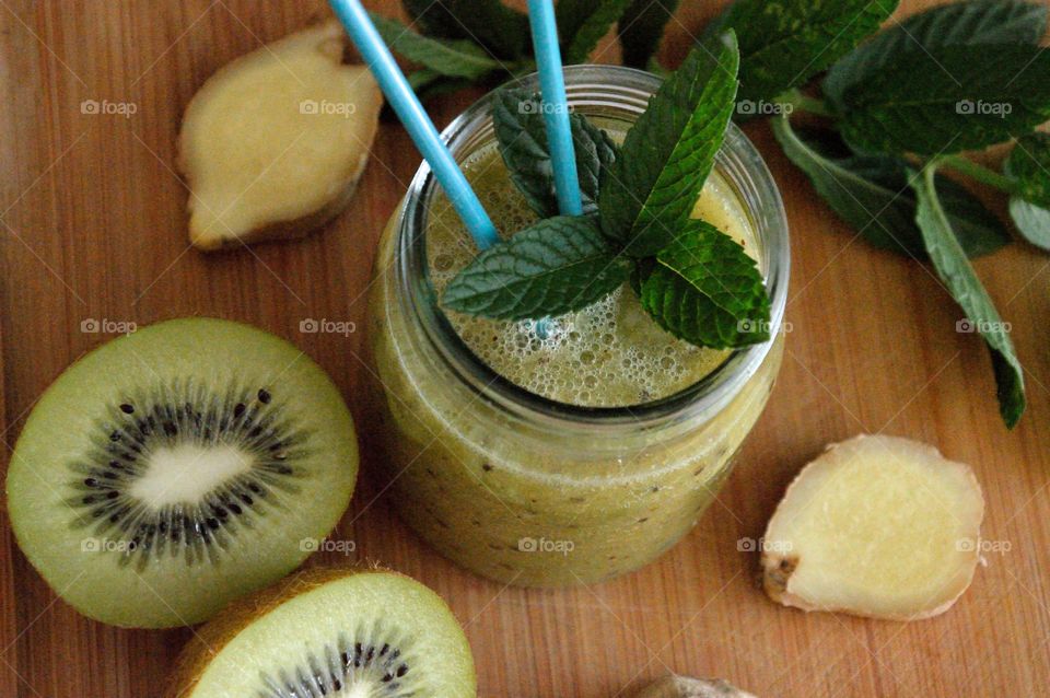 smoothie of kiwi