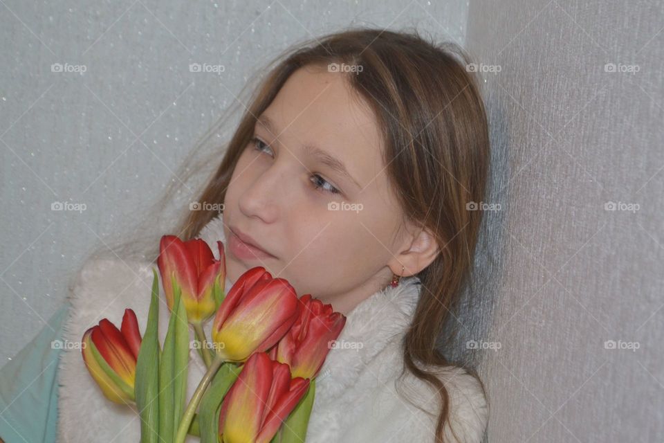 girl with a bouquet of spring