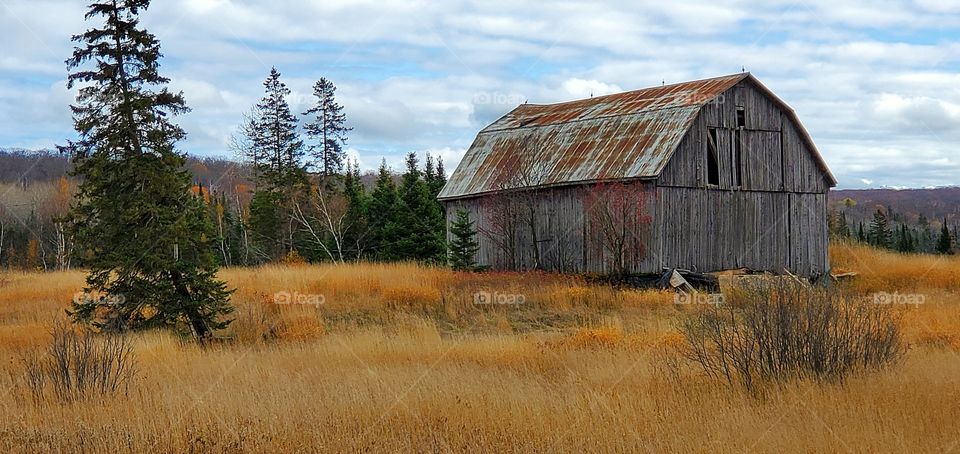 Old barn in Northern Ontario