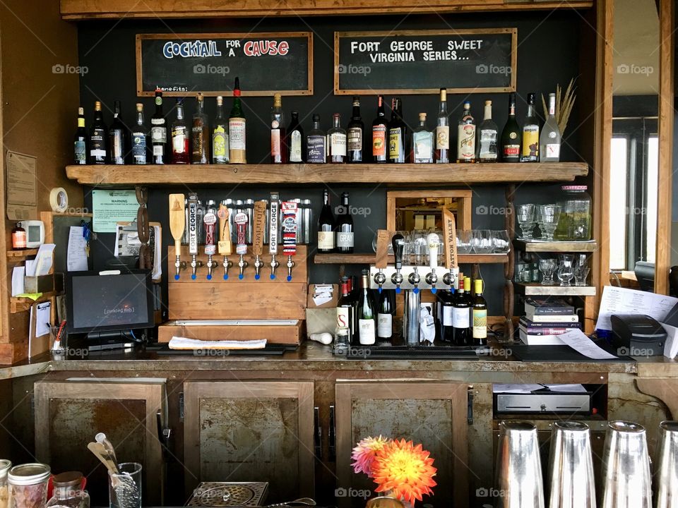 Pickled Fish bar, Long Beach, WA