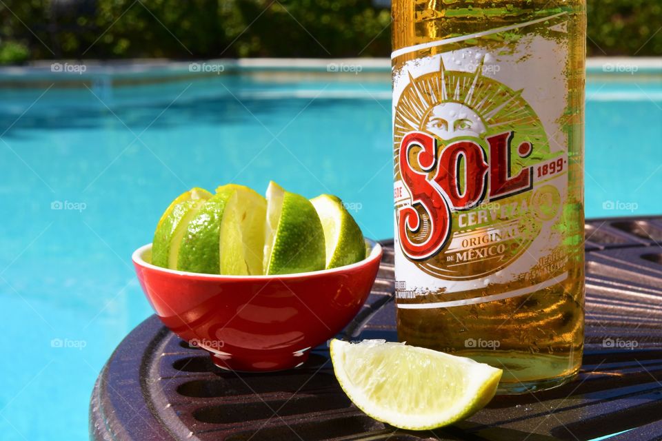 Cold beer with lime