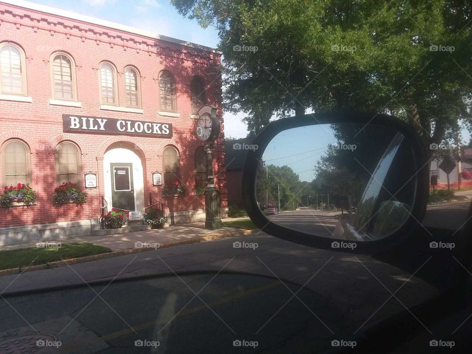 clocks museum Spilleville Iowa history historic landmark travelers architecture trees shade