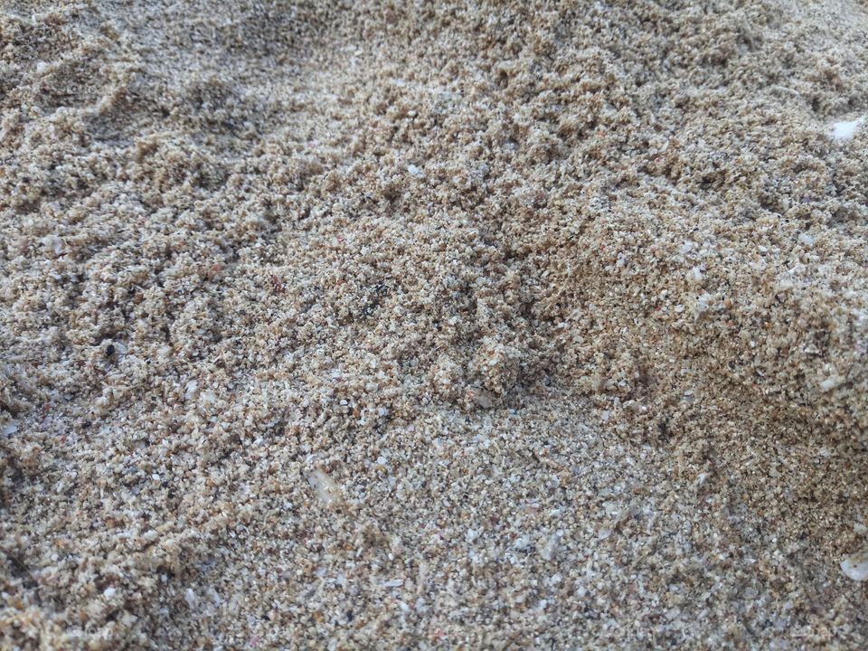 Natural sand