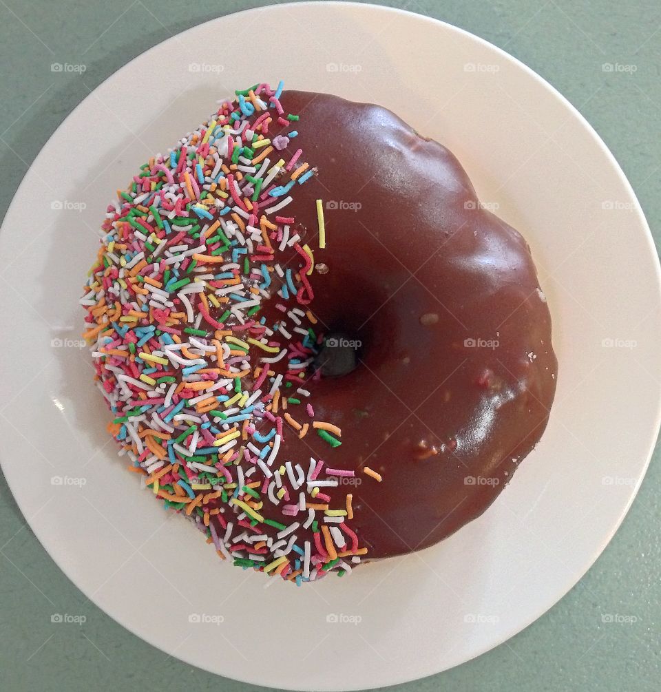 Donut. Eye candy. 