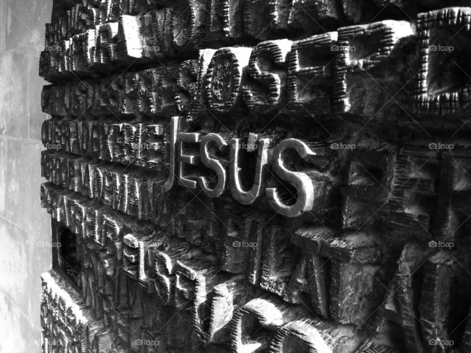 Jesus. The front door carving to La Sagrada - black and white version