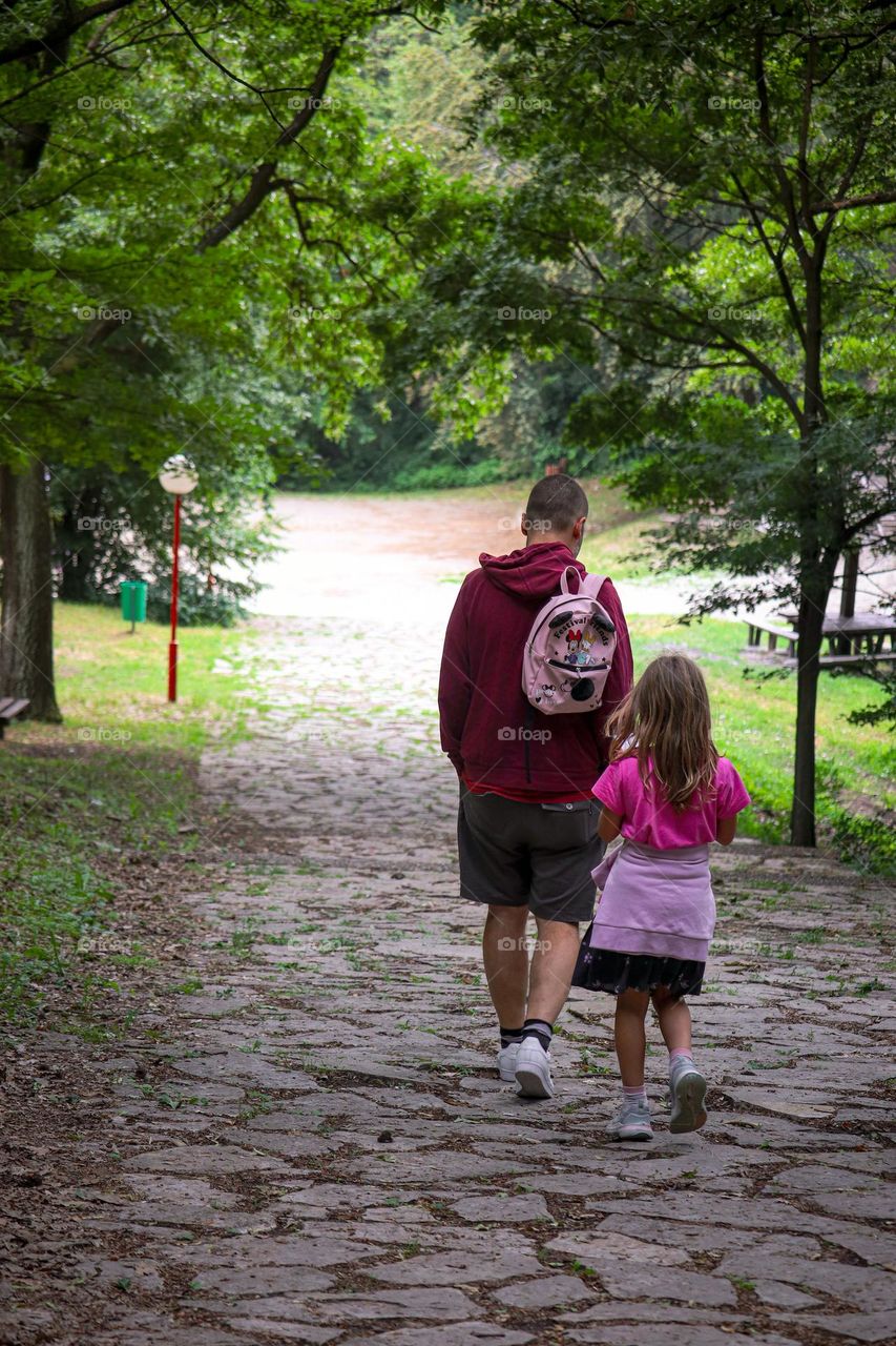 Father and daughter taking a walk together - go hiking 🥾