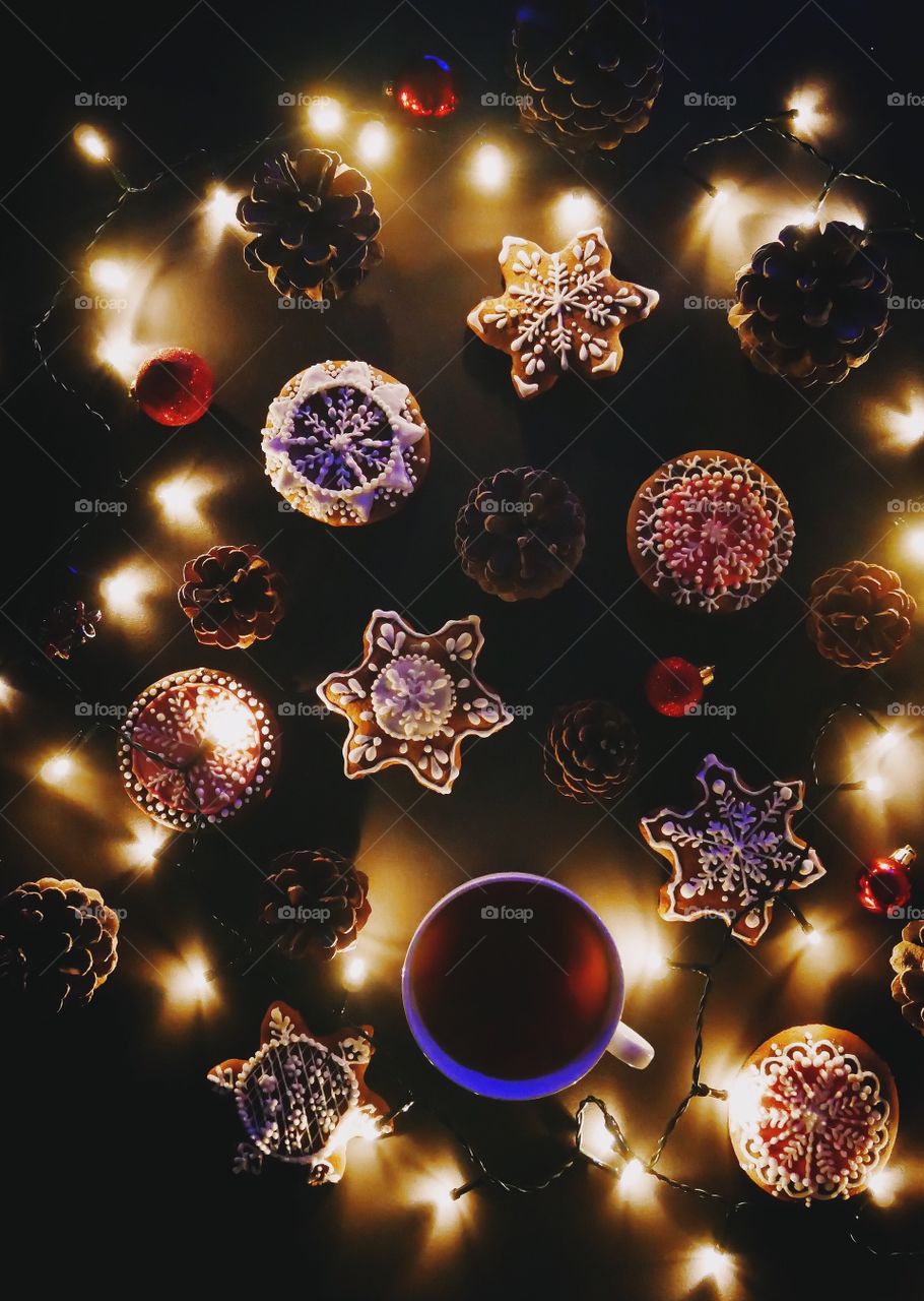 Gingerbread cookies and cup of tea 