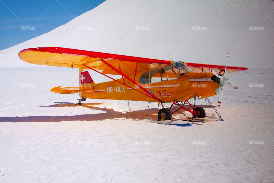 snow travel airplane aircraft by cmosphotos