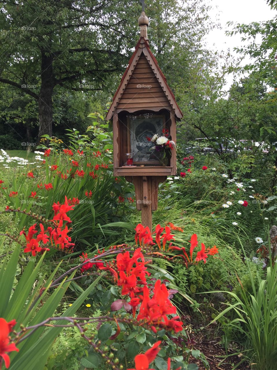 Icon shrine 