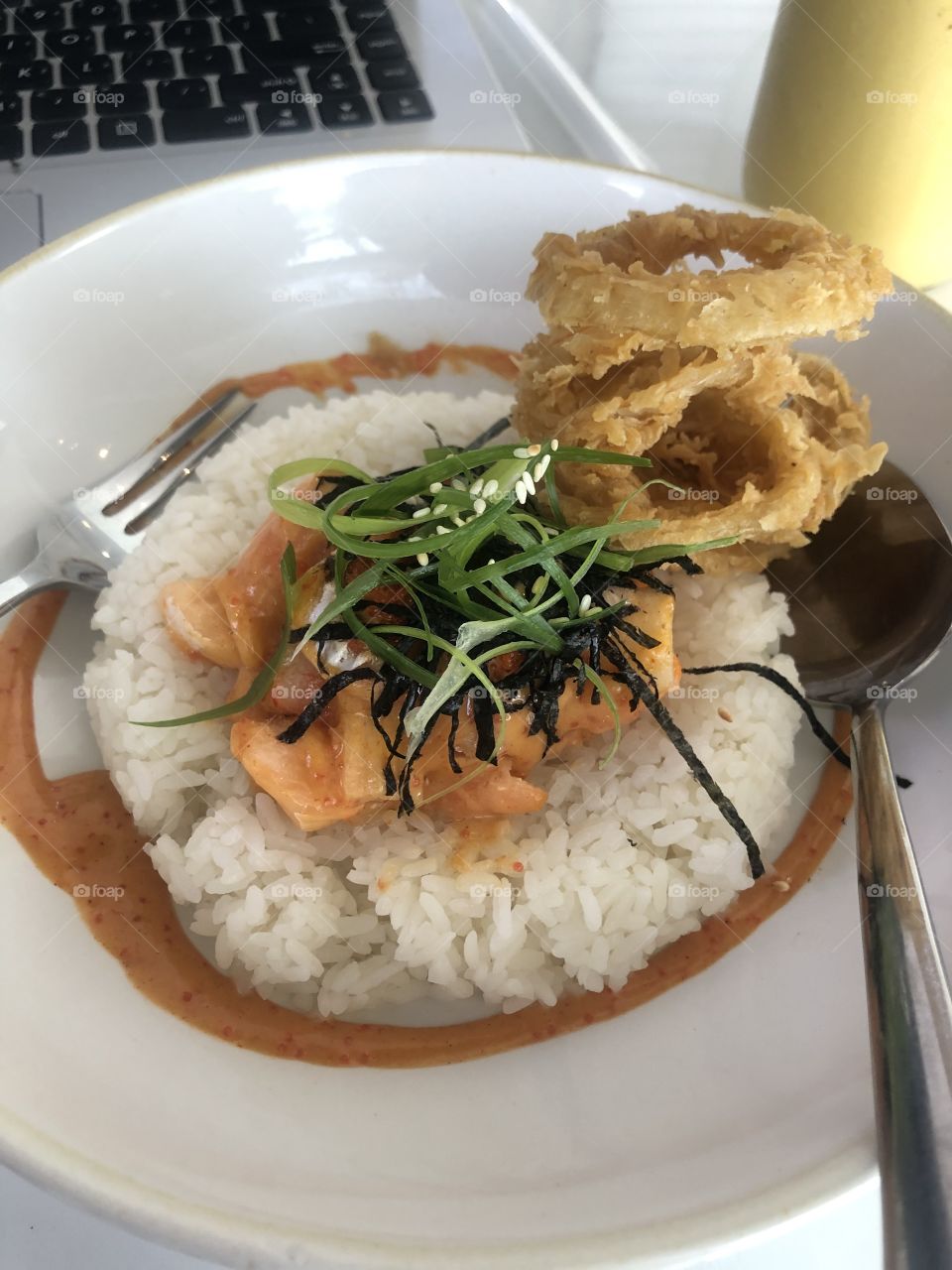 Salmon poke bowl 