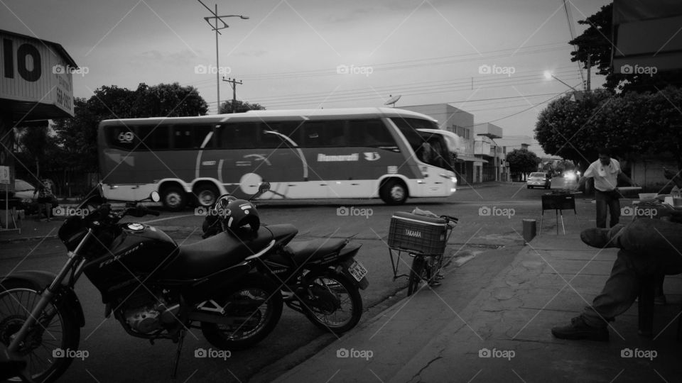 Ônibus, rua...