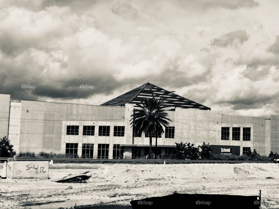 Architectural delightful in black and white in Florida 