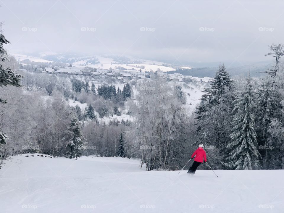 skiing