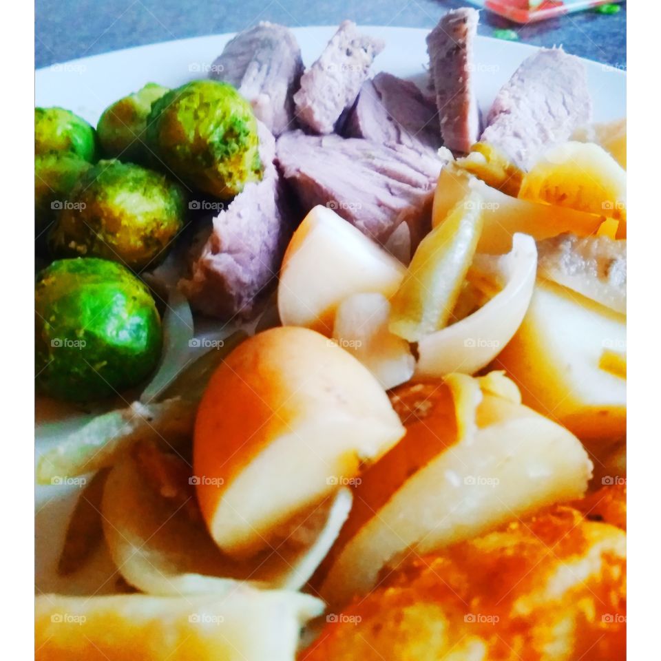 Delicious Slow Roasted Sunday Dinner