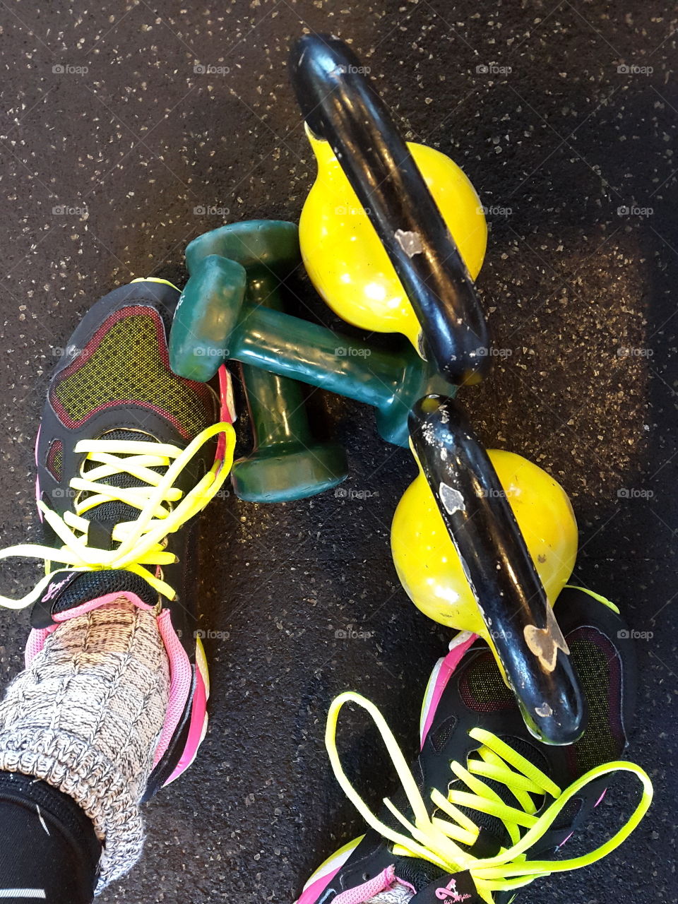 feeling good with happy laces and bounce on my stride. Let's do this