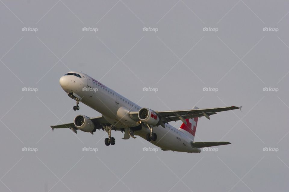 SWISS INTERNATION AIRLINES AIRBUS A321 ZRH