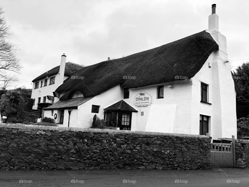 This very popular eating establishment looks pretty fabulous in black and white format.