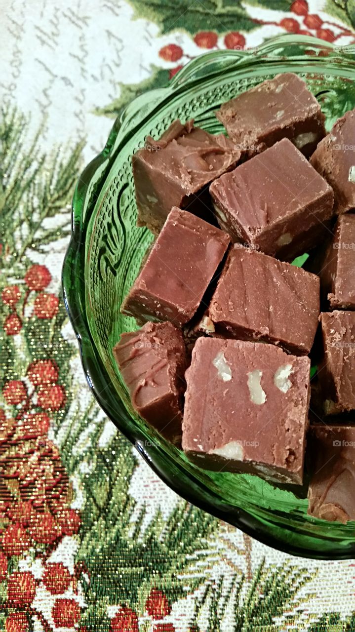 Chocolate Fudge with Walnuts