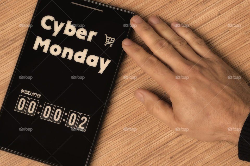 Cyber Monday ... begins after ...
