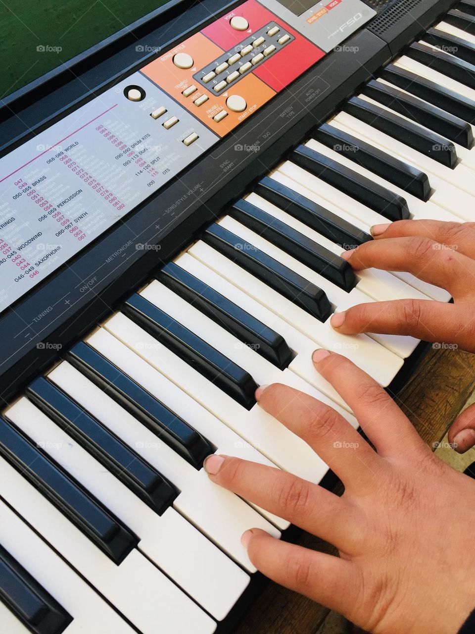 Playing on the piano 