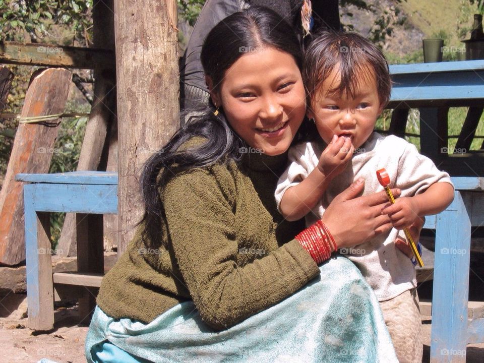 Mother and child in Nepal