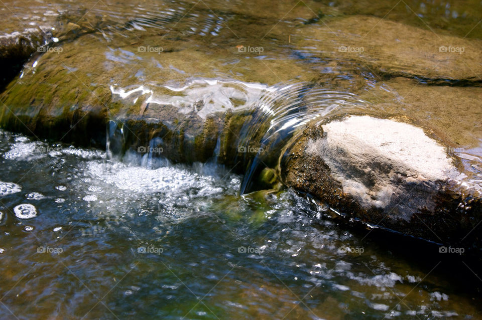 water rocks running shiny by ktbx