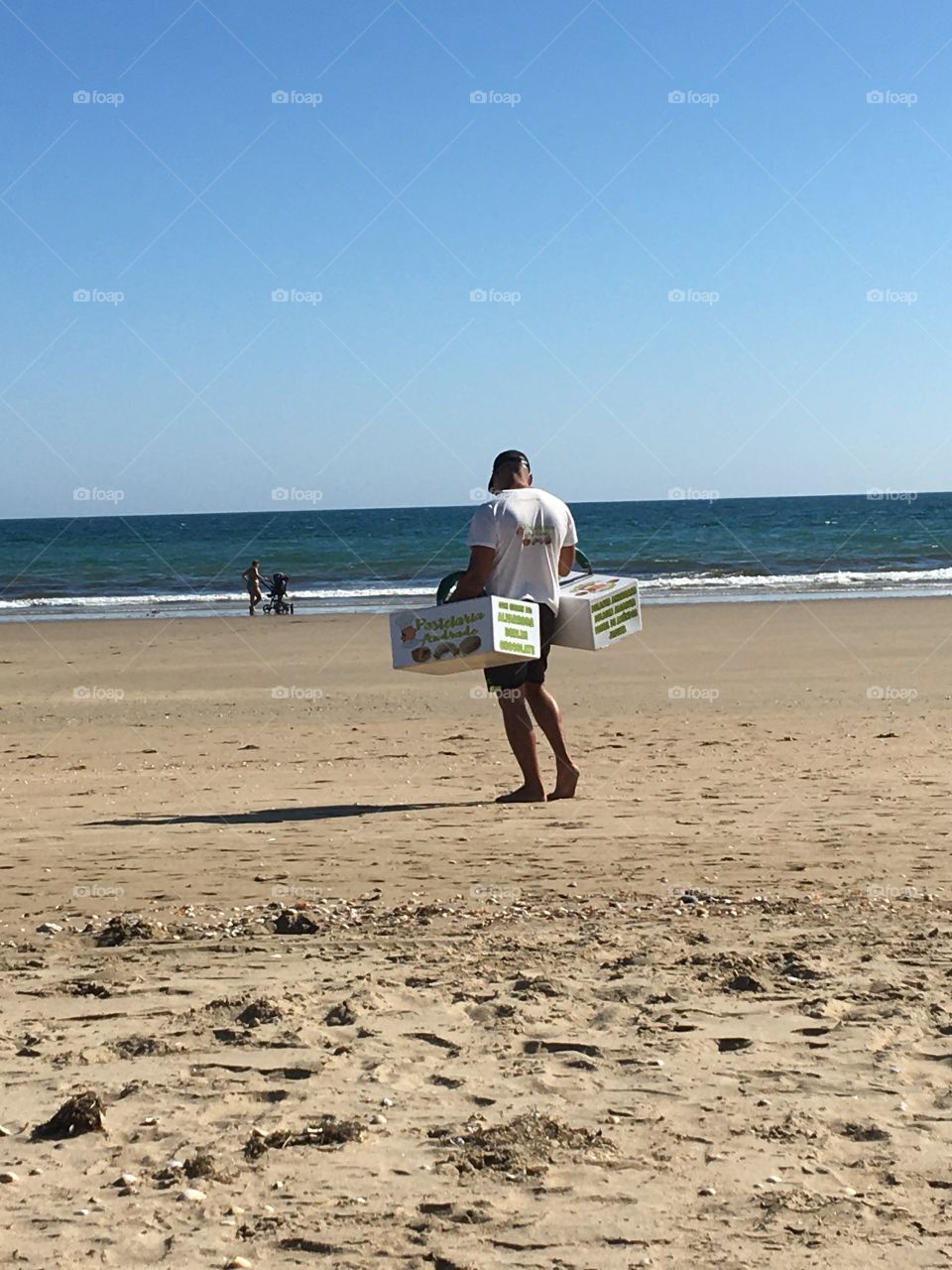  Beach seller