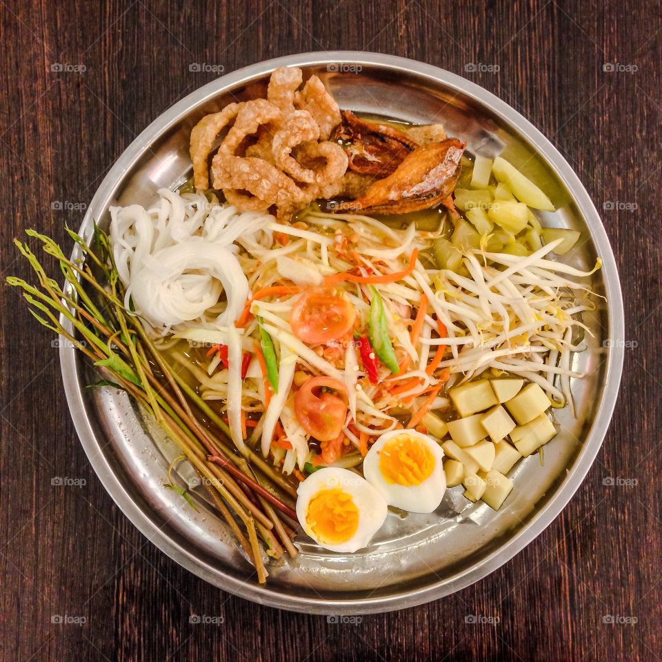 Plate with egg and vegetables