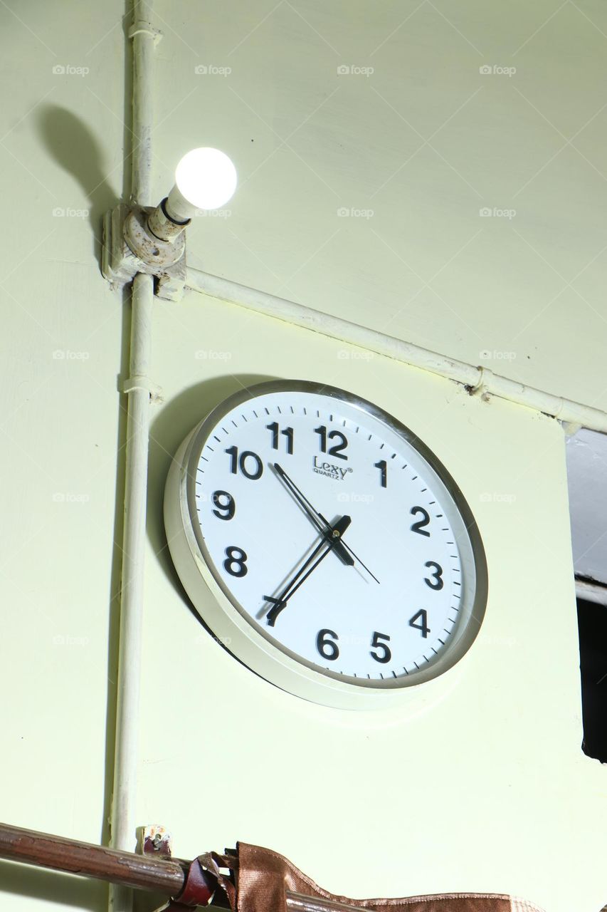 wall clock