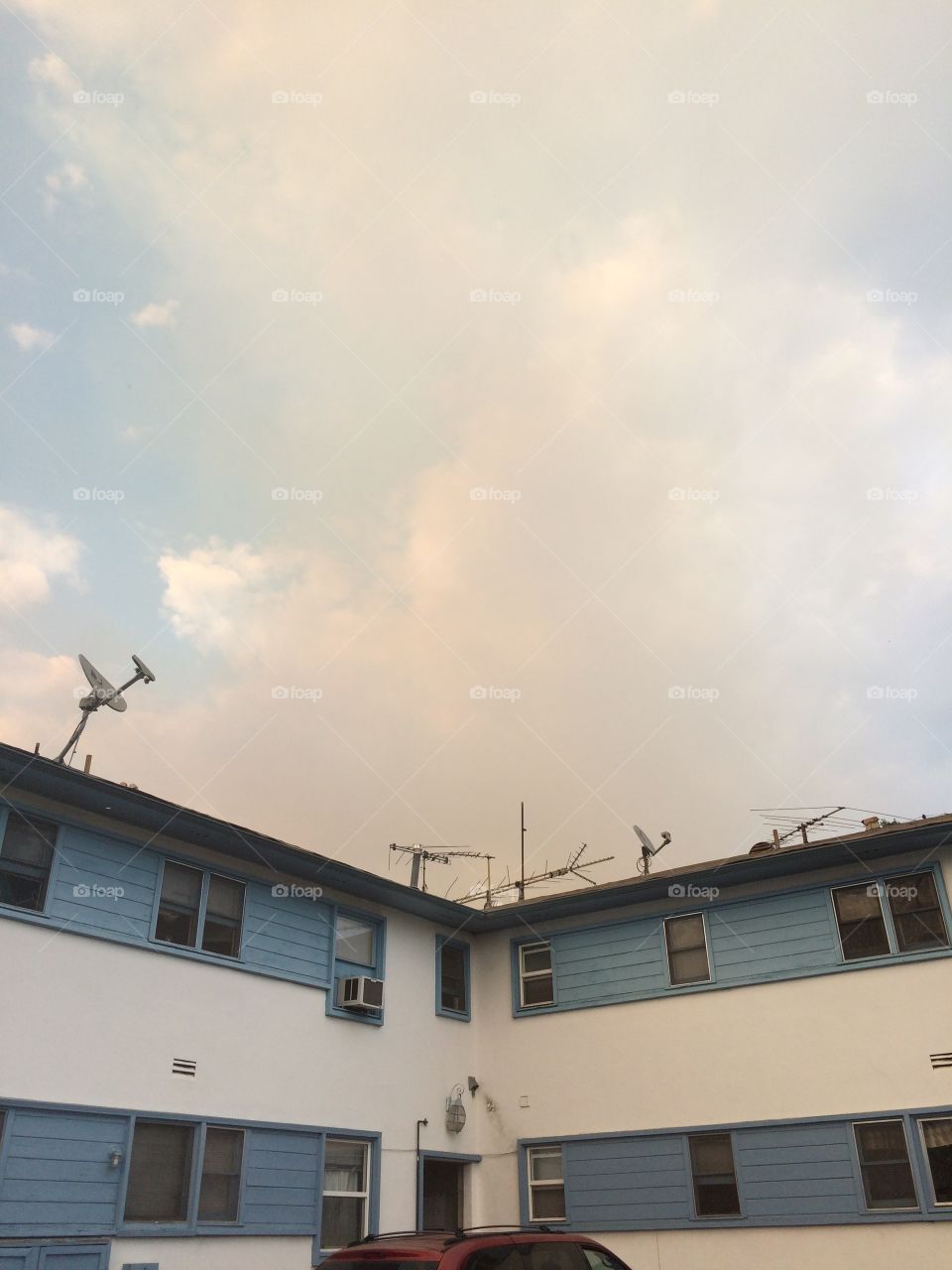 Smoke on the horizon 