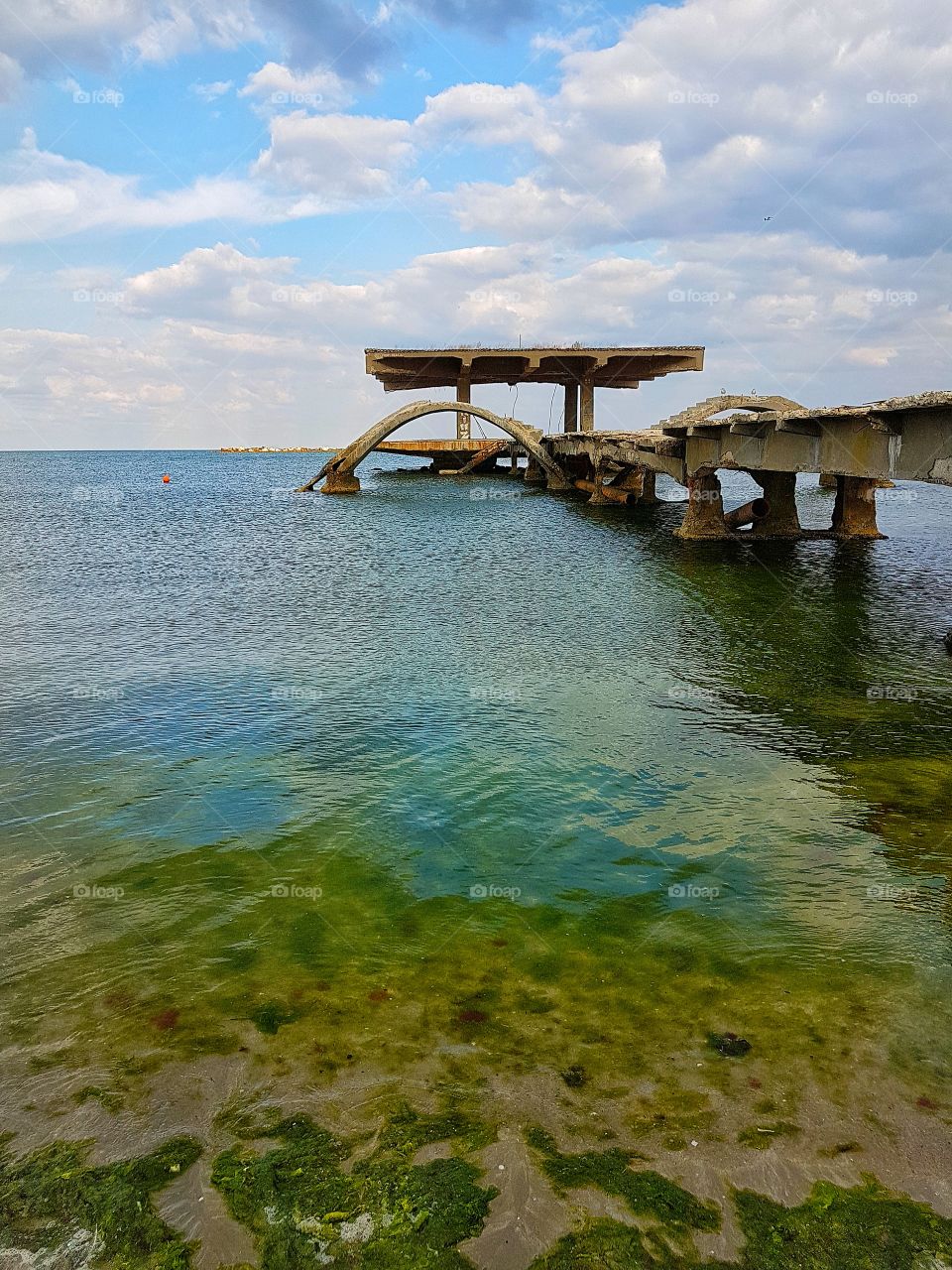 Old pontoon in Mamaia Resort in September