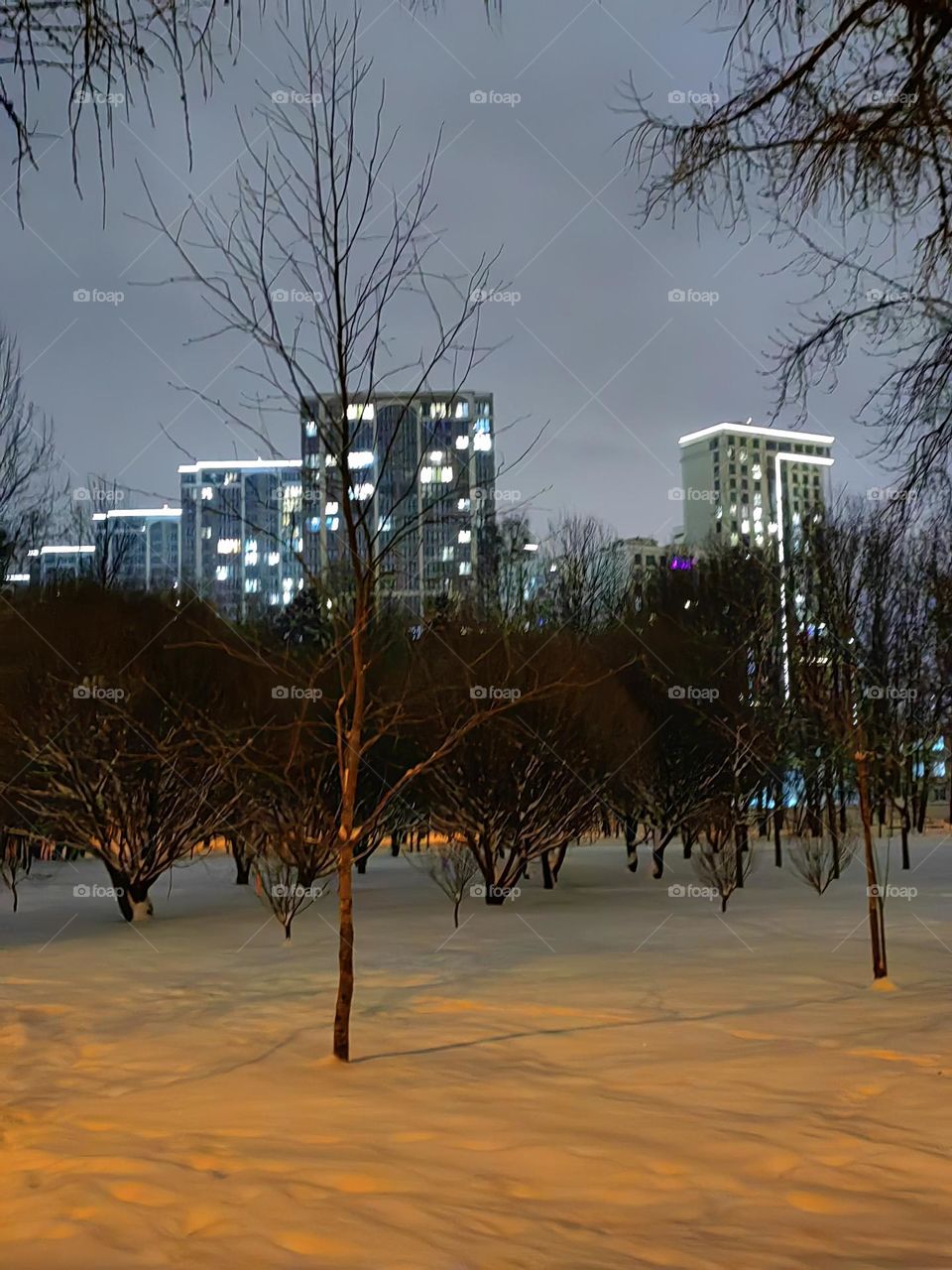 Вечерний город